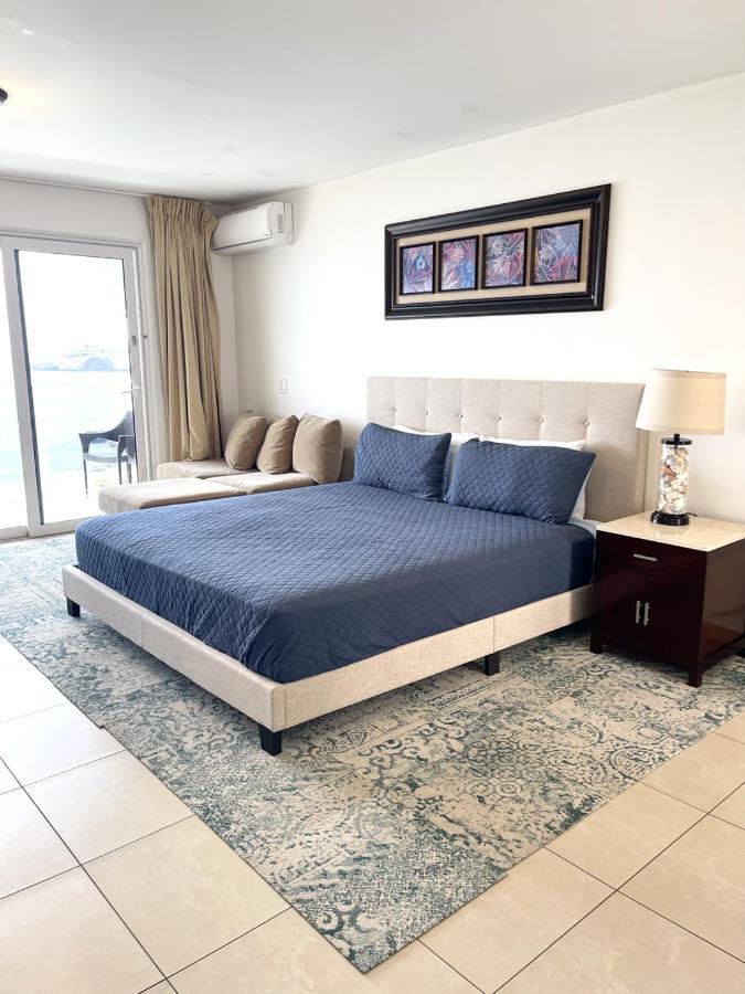 Maho Beach House - Grand Studio - Oceanview Suite Exteriör bild